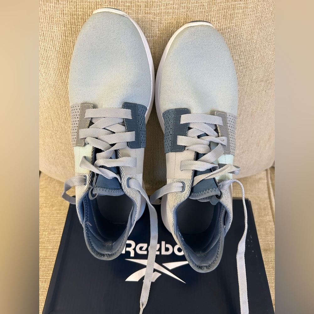 Reebok Trilux Run CN2579 Women’s Light Blue Canvas low top sneakers - size 9